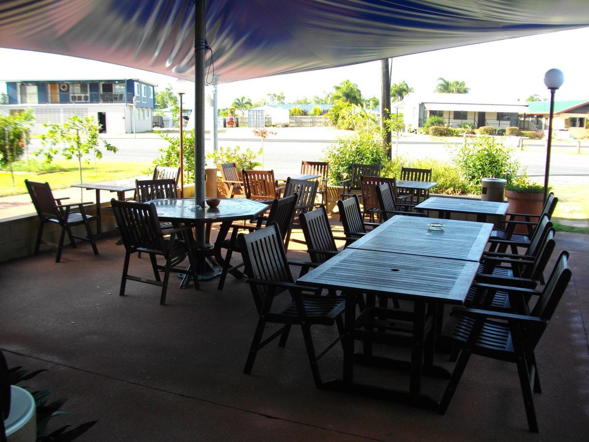Kurrimine Beach Motel ภายนอก รูปภาพ